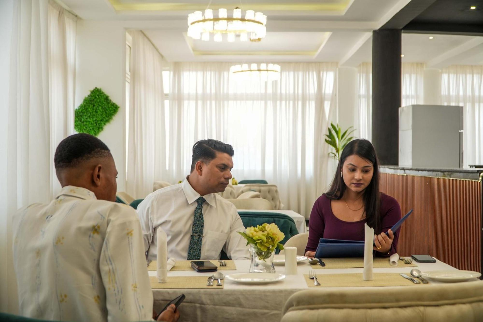 Amor Hotels อาบูจา ภายนอก รูปภาพ